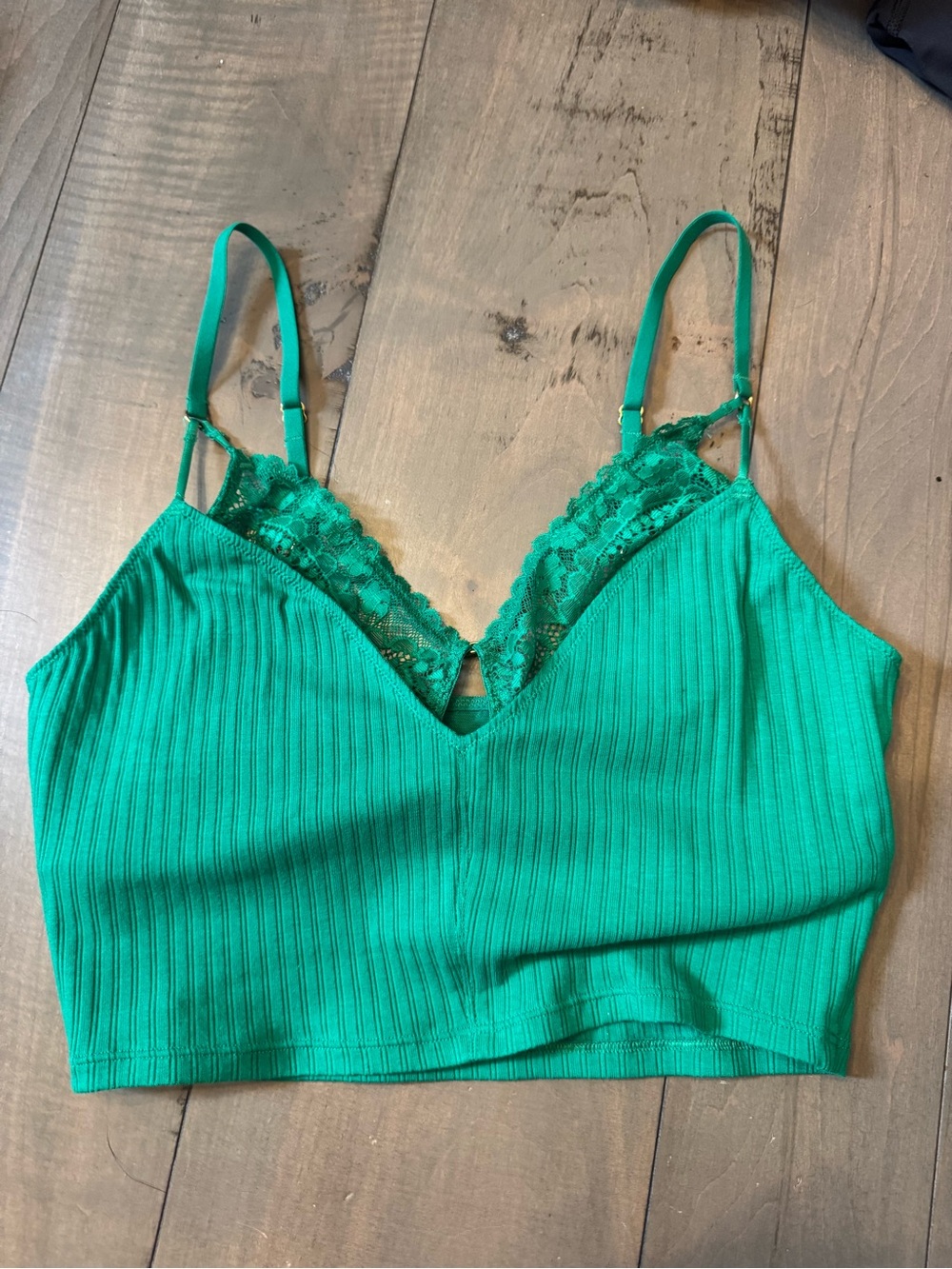 Aerie Size Medium NWT Ribbed Lace Crop Tank Emerald Green Sexy